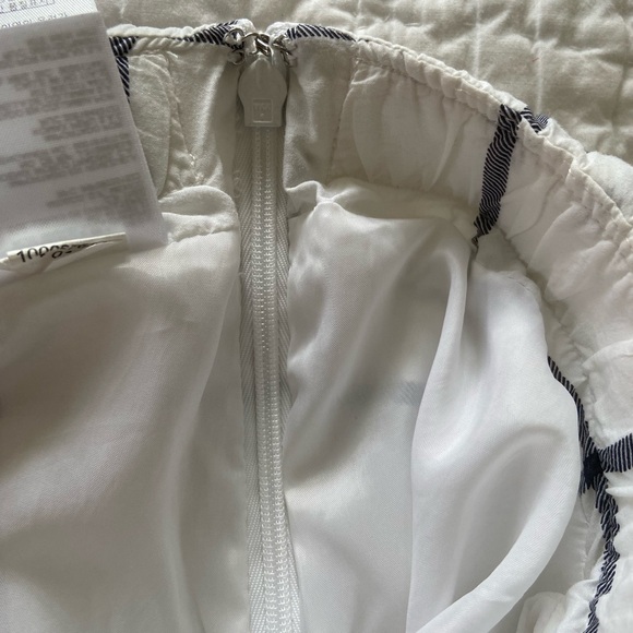 Brooks Brothers Red Fleece black and white windowpane skirt, size 12 - Picture 4 of 4